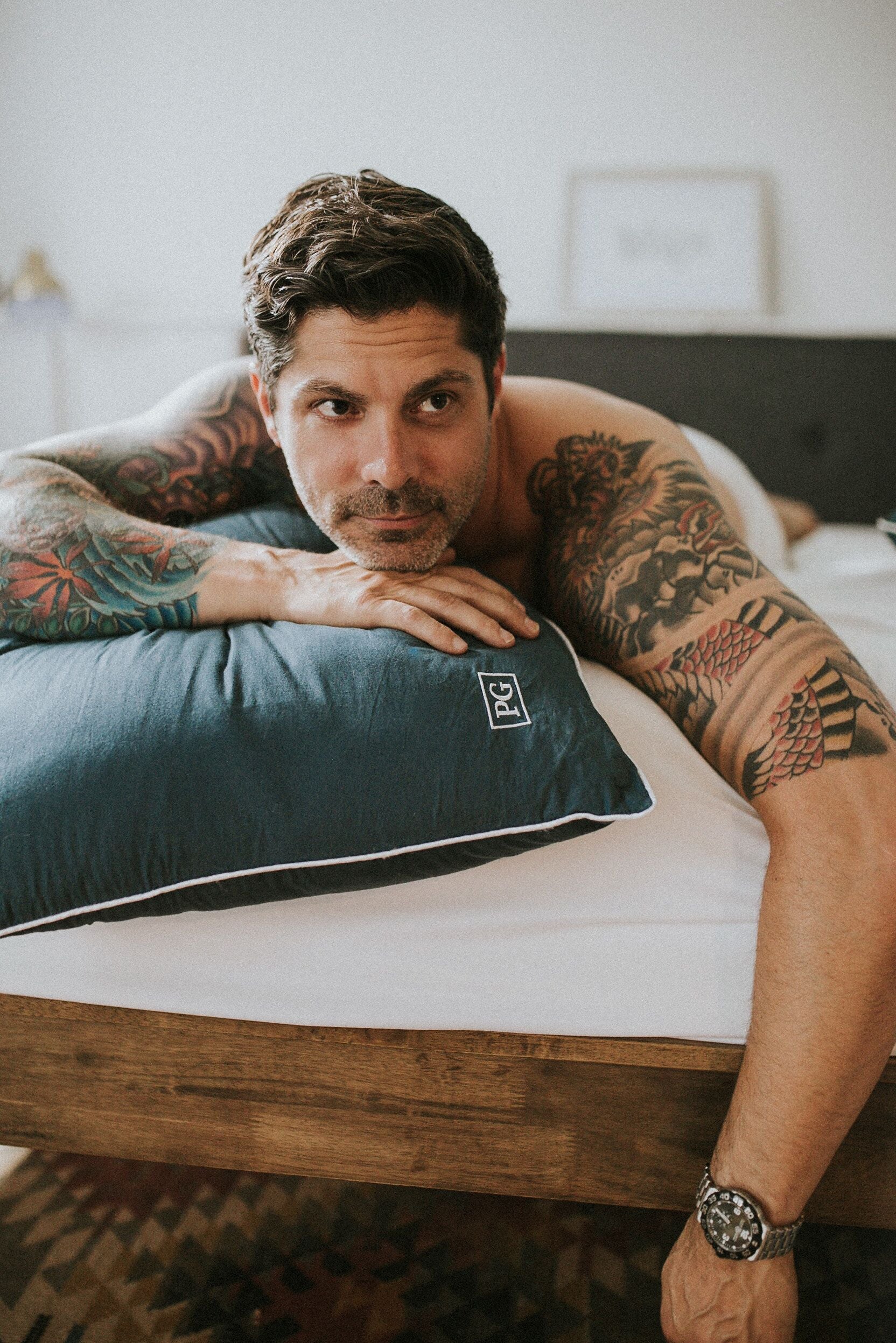 Luxury Bed Linen: The Differences Between Egyptian Cotton and Silk Sheets