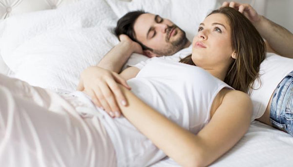 10 Pillow Talk Questions That Will Make Her Fall In Love